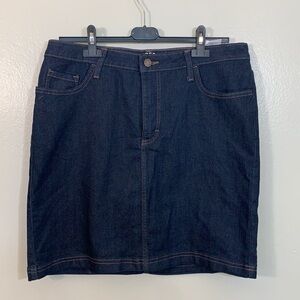 RIDERS BY LEE MID RISE DENIM SKIRT